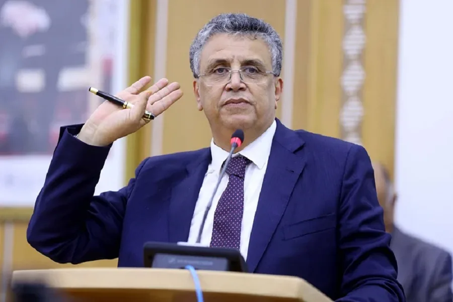 مدونة الأسرة: وهبي يؤكد أن الحلول التوافقية والقوامة لا تعني انتهاك حقوق المرأة مدونة الأسرة: وهبي يؤكد أن الحلول التوافقية والقوامة لا تعني انتهاك حقوق المرأة