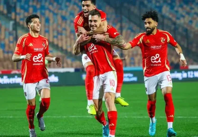 هل يمكن أن يتخلى الأهلي عن أحد لاعبيه الأجانب؟ قائمة المحترفين تُعقد صفقة النادي مع المدافع التونسي من الأفريقي هل يمكن أن يتخلى الأهلي عن أحد لاعبيه الأجانب؟ قائمة المحترفين تُعقد صفقة النادي مع المدافع التونسي من الأفريقي