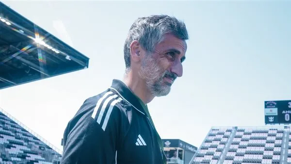 شوبير: ريبيرو يمتاز بأسلوب لعب متميز.. وآمل في الفوز بكأس العالم للأندية. شوبير: ريبيرو يمتاز بأسلوب لعب متميز.. وآمل في الفوز بكأس العالم للأندية.
