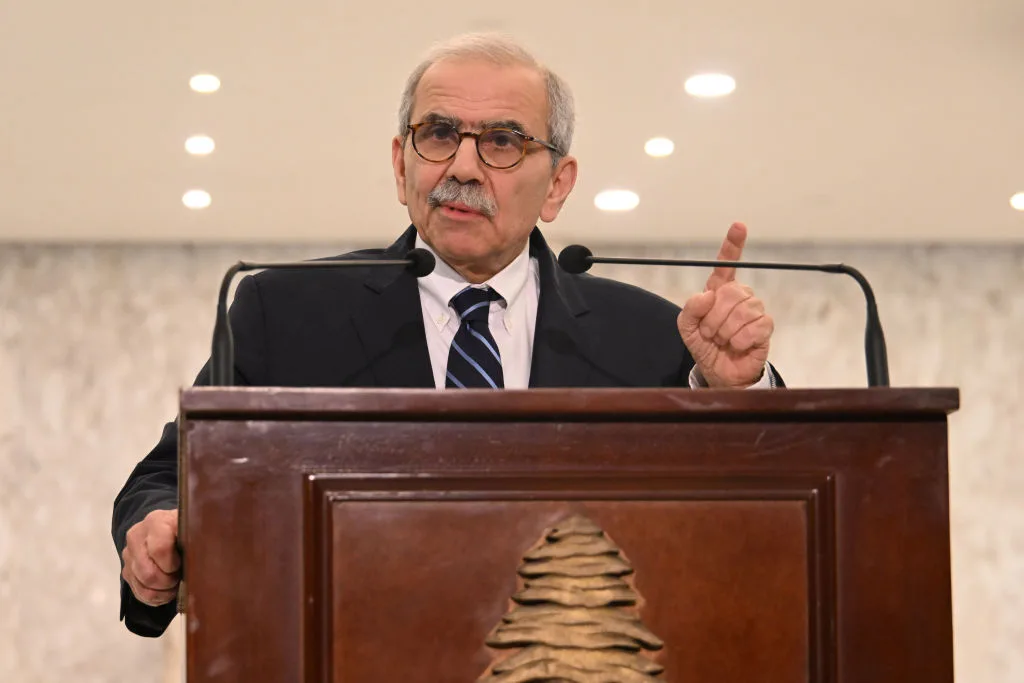 رئيس الحكومة اللبنانية: قمنا بإزالة الأسلحة من أكثر من 500 مستودع في جنوب لبنان رئيس الحكومة اللبنانية: قمنا بإزالة الأسلحة من أكثر من 500 مستودع في جنوب لبنان