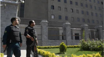 إيران تعلن القبض على شخصين مرتبطين بالموساد