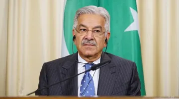 وزير الدفاع الباكستاني: إسرائيل “دولة متمردة” وطاقاتها النووية تمثل خطرًا على السلام العالمي