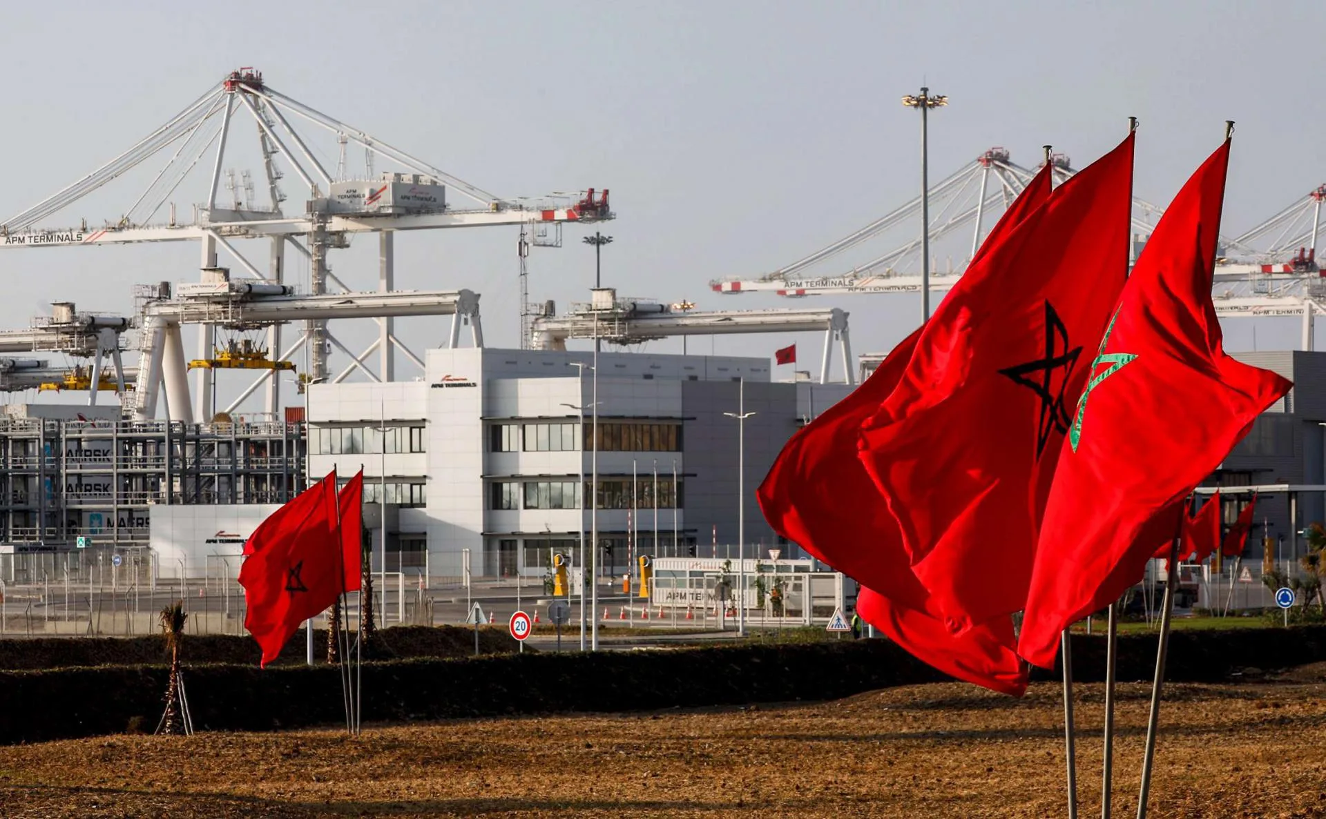 المغرب وإسبانيا يعززان تعاونًا استراتيجيًا في منتدى البحر الأبيض المتوسط بمالقة المغرب وإسبانيا يعززان تعاونًا استراتيجيًا في منتدى البحر الأبيض المتوسط بمالقة