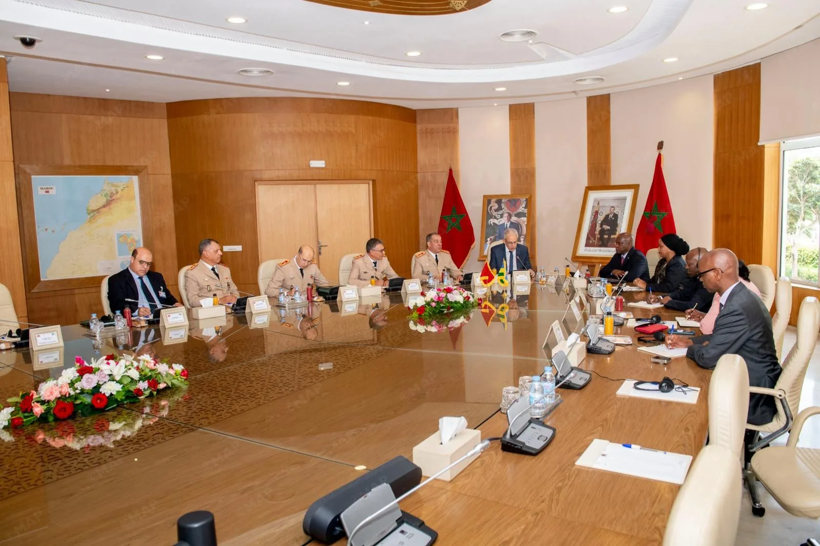 لوديي يرحب بوزير الدفاع الرواندي لوديي يرحب بوزير الدفاع الرواندي