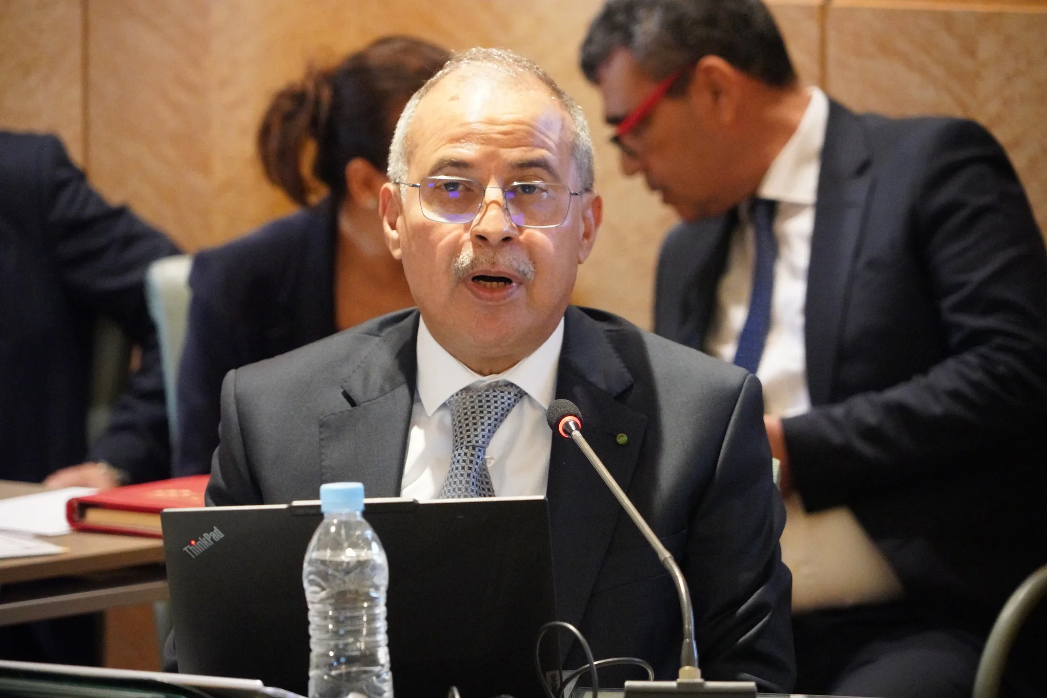 “المغرب الأخضر”: تنظيم المهن ورأس مال القرض الفلاحي يأخذ خطوة جريئة. “المغرب الأخضر”: تنظيم المهن ورأس مال القرض الفلاحي يأخذ خطوة جريئة.