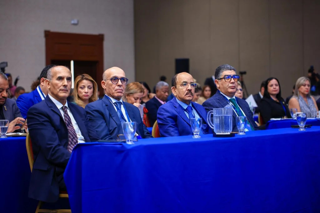 الرشيد يقدم تجربة التنمية المغربية في سان سلفادور
