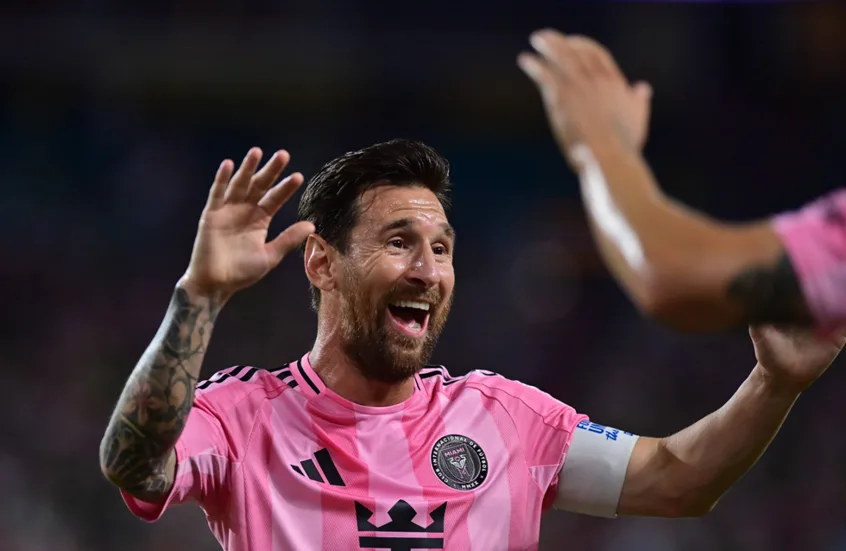 ميسي يتحدث عن وصول إنتر ميامي إلى دور الـ16 في كأس العالم للأندية ميسي يتحدث عن وصول إنتر ميامي إلى دور الـ16 في كأس العالم للأندية