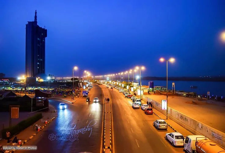 هيئة الطرق والجسور ومجاري المياه في ولاية الخرطوم تبدأ بعمليات تنظيف وتحسين بيئة العمل في جميع فروعها بالولاية. هيئة الطرق والجسور ومجاري المياه في ولاية الخرطوم تبدأ بعمليات تنظيف وتحسين بيئة العمل في جميع فروعها بالولاية.