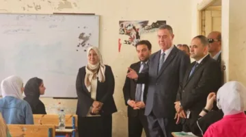 بدأت اليوم… سفير فلسطين في القاهرة يزور مراكز امتحانات الثانوية العامة للطلاب الفلسطينيين في مصر.