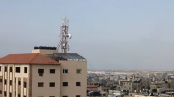 توقف تام لخدمات الإنترنت والاتصالات في غزة