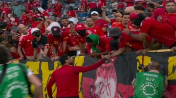 8 صور توثق حماس جماهير الأهلي داخل استاد ميتلايف قبل مباراة بورتو