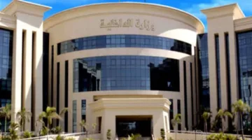 حملات أمنية شاملة لاستهداف تجار المخدرات والأسلحة غير المرخصة وتنفيذ القوانين.