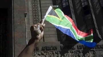 جنوب أفريقيا تدعو الولايات المتحدة لتأجيل رفع الرسوم الجمركية في ظل استمرار المفاوضات