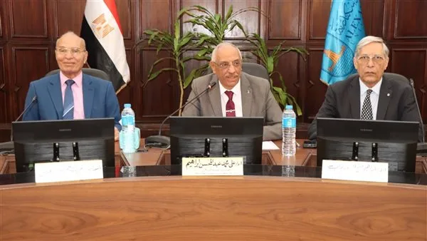 مجلس جامعة الإسكندرية يعلن الجدول الزمني للسنة الدراسية 2025-2026