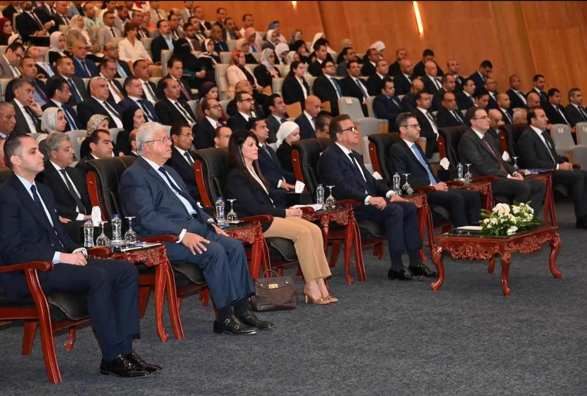 الجهات الرقابية تطلق دورة تدريبية لموظفي الحوكمة في القطاع الصحي بالتعاون مع برنامج الأمم المتحدة الإنمائي الجهات الرقابية تطلق دورة تدريبية لموظفي الحوكمة في القطاع الصحي بالتعاون مع برنامج الأمم المتحدة الإنمائي