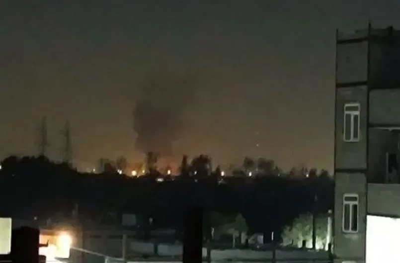 موقع إخباري إيراني: تسجيل دوي انفجارين بالقرب من المنشأة النووية في فوردو موقع إخباري إيراني: تسجيل دوي انفجارين بالقرب من المنشأة النووية في فوردو