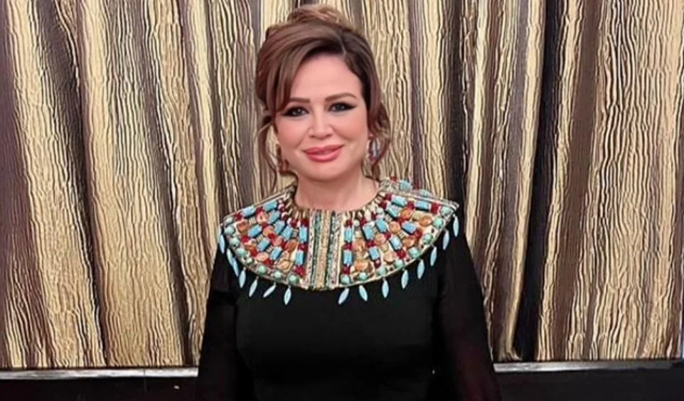 إلهام شاهين: قضيت ساعات بين الصواريخ في سماء العراق، والليل كان مشرقًا كأنه نهار. إلهام شاهين: قضيت ساعات بين الصواريخ في سماء العراق، والليل كان مشرقًا كأنه نهار.
