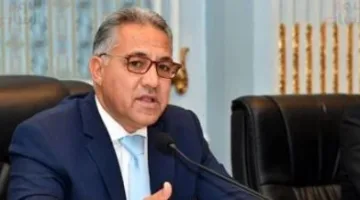 رئيس لجنة النواب: الحكومة ستستخدم أراضي الإصلاح الزراعي والأوقاف لتأمين مساكن بديلة.