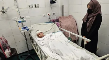 إيطاليا تستقبل الطفل الناجي من أسرة الطبيبة الفلسطينية آلاء النجار لبدء رحلة العلاج.