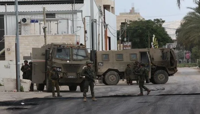الجيش الإسرائيلي يقتل شقيقين فلسطينيين خلال مداهمته لنابلس
