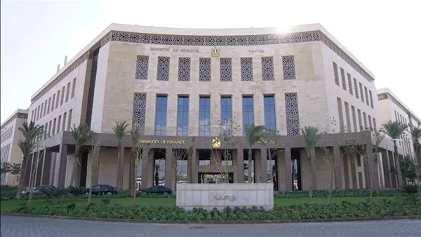 اقتصادي: تخصيص الأراضي كحل مبتكر لتقليل الدين العام