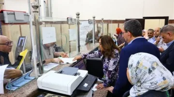 وزيرة التنمية المحلية تستمع لمطالب وشكاوى المواطنين بشأن بعض الخدمات