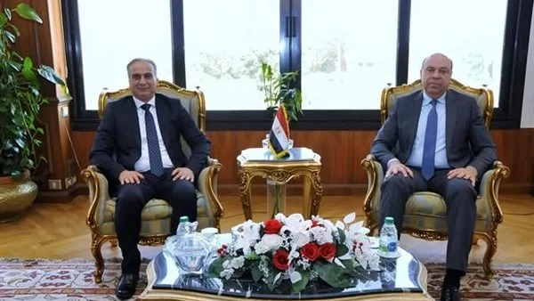 وزير الطيران المدني يجتمع برئيس هيئة حماية المستهلك لاستكشاف أوجه التعاون المشتركة وزير الطيران المدني يجتمع برئيس هيئة حماية المستهلك لاستكشاف أوجه التعاون المشتركة