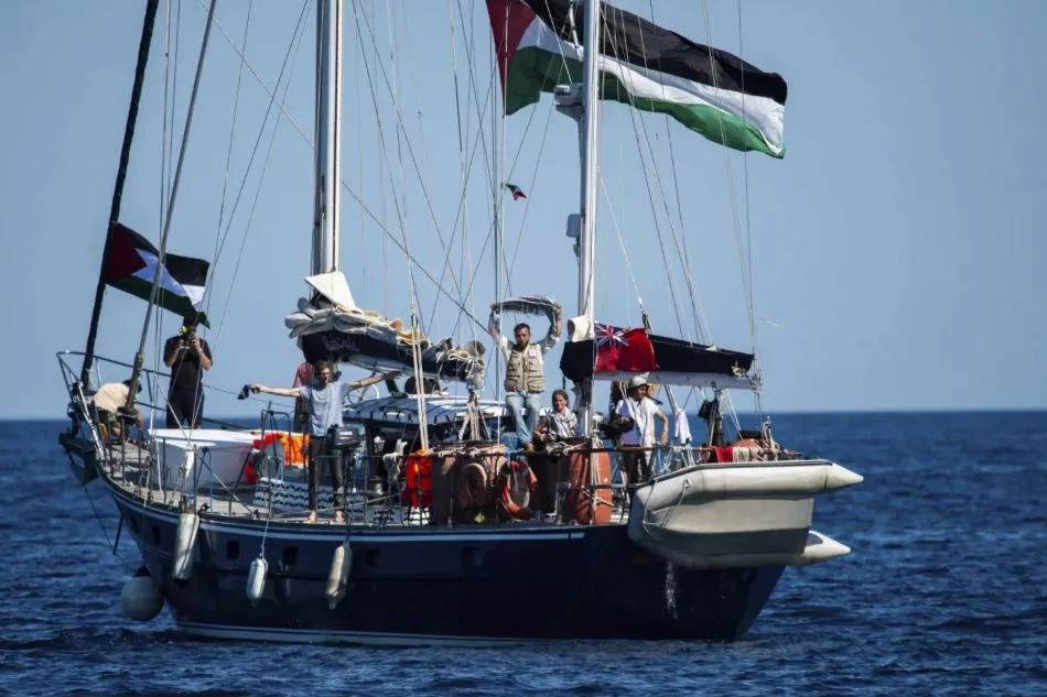 بوليفيا تندد باختطاف جيش الاحتلال لسفينة المساعدات الإنسانية مادلين بوليفيا تندد باختطاف جيش الاحتلال لسفينة المساعدات الإنسانية مادلين