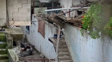 فلسطين: محافظ طولكرم يندد بتجاهل الاحتلال لقرارات محكمته واستمرار عدوانه بهدم 104 مبنى في المخيم.
