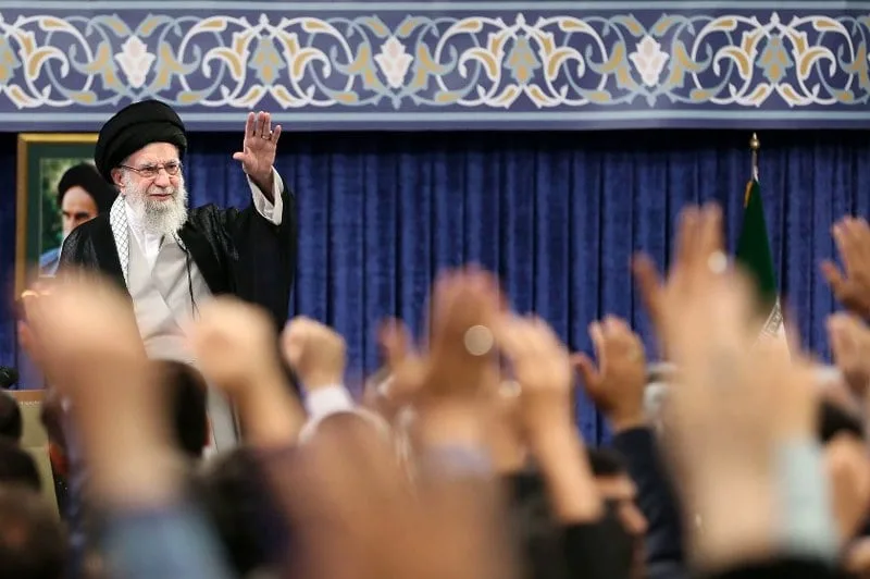“حزب الله” يستنكر التهديدات باستهداف خامنئي بالقتل “حزب الله” يستنكر التهديدات باستهداف خامنئي بالقتل