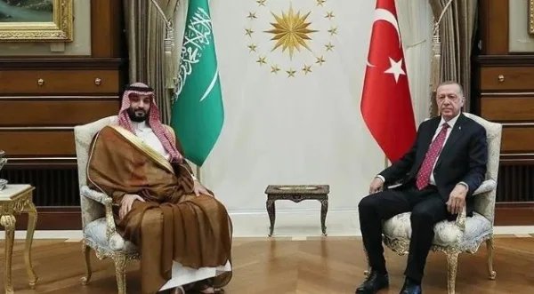 أردوغان وبن سلمان يتناولان العلاقات الثنائية والقضايا الإقليمية والدولية أردوغان وبن سلمان يتناولان العلاقات الثنائية والقضايا الإقليمية والدولية