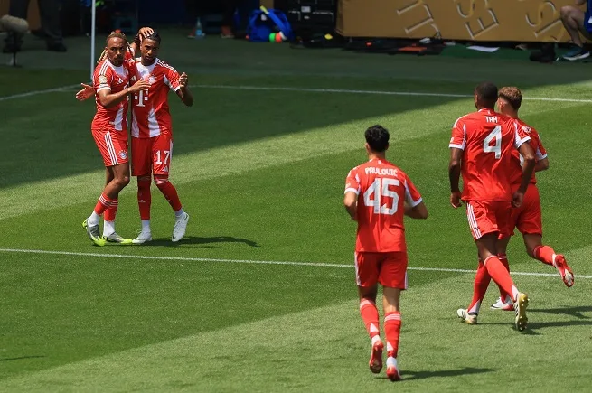 بايرن ميونخ يحقق فوزاً ساحقاً بعشرة أهداف على أوكلاند سيتي في كأس العالم للأندية بايرن ميونخ يحقق فوزاً ساحقاً بعشرة أهداف على أوكلاند سيتي في كأس العالم للأندية