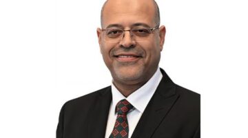 وزير العمل يعلن عن انطلاق اختبارات المتقدمين لوظيفة الخياطة والتفصيل في الأردن