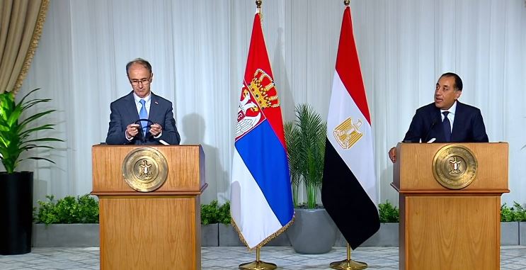 رئيس الوزراء: مصر ترحب باستثمارات جديدة وتشهد زيادة ملحوظة في صادراتها