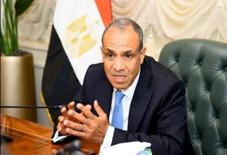 وزير الخارجية: نسعى لإيجاد حلول سلمية تقي المنطقة من الانزلاق نحو حرب شاملة وزير الخارجية: نسعى لإيجاد حلول سلمية تقي المنطقة من الانزلاق نحو حرب شاملة