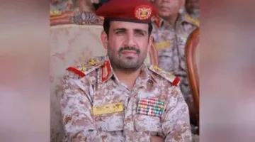 مسؤول سياسي إسرائيلي يُعلن عن إصابة قائد الحوثيين في هجوم باليمن.