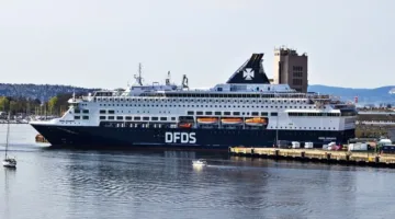 DFDS تعزز وجودها في منطقة البحر الأبيض المتوسط من خلال استحواذ استراتيجي على خطوط الشحن بين إسبانيا والمغرب.