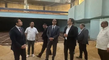وزير الثقافة ومحافظ الفيوم يزوران قصر ثقافة الفيوم للبت في مراحل تطويره وزيادة كفاءته.