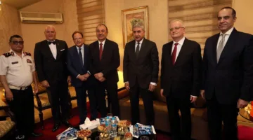 بالنيابة عن دولة رئيس الوزراء، وزير السياحة والآثار يشارك في الاحتفال بالعيد الوطني لروسيا.