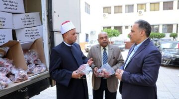 استلام وتوزيع 2 طن من لحوم مشروع صكوك الأضاحي على المستفيدين في الشرقية