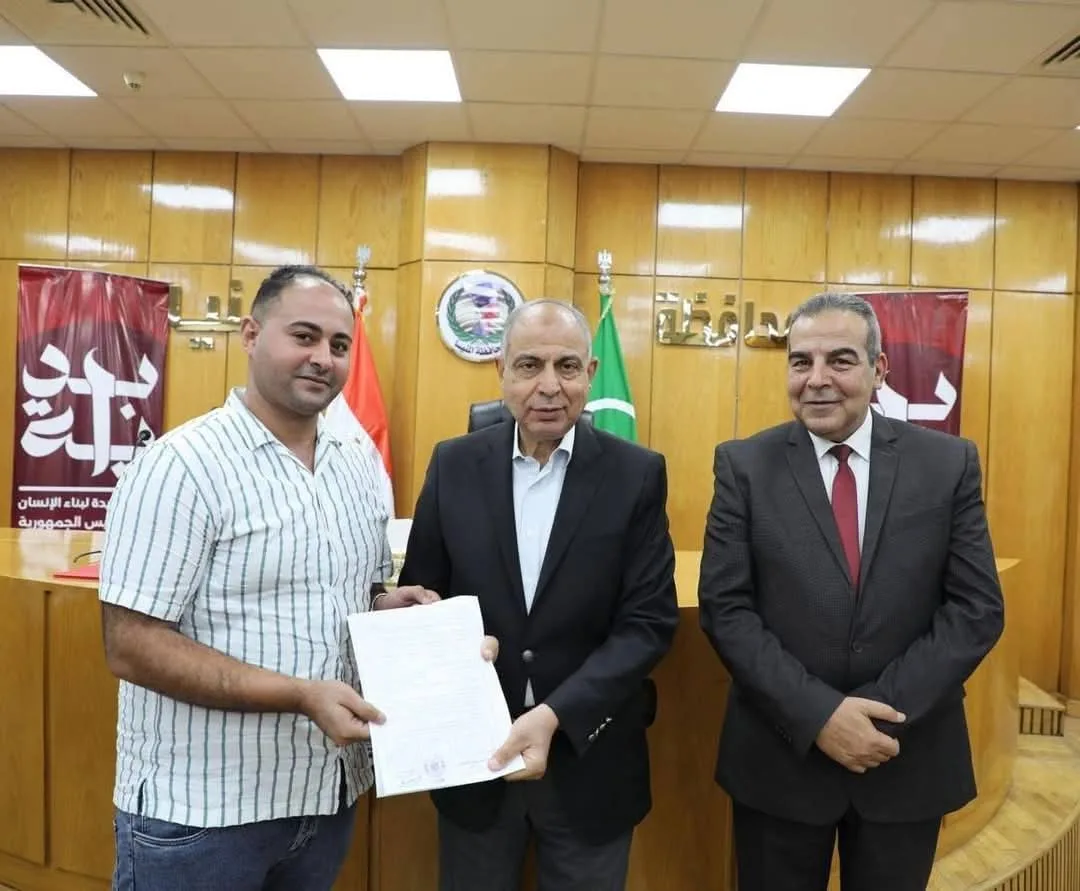 محافظ المنيا يحتفي بفريق مشروعك لتفوقهم وحصول المحافظة على المركز الأول على مستوى مصر
