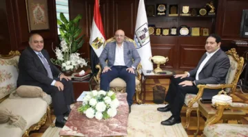 محافظ بني سويف يجتمع مع نائب وزير المالية لشؤون السياسات العامة