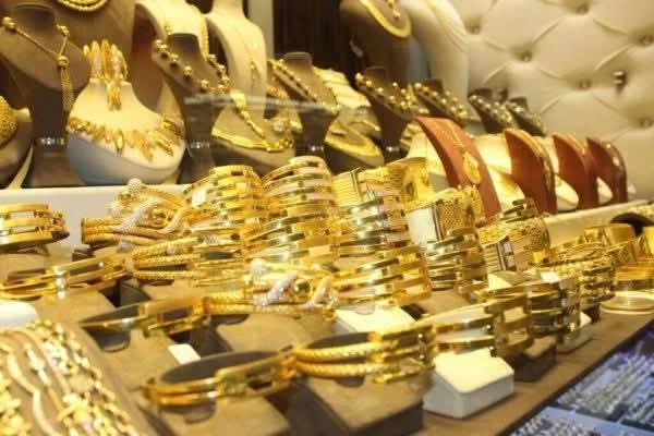 اكتشف أسعار تداول الذهب اليوم، الجمعة 20 يونيو 2025 اكتشف أسعار تداول الذهب اليوم، الجمعة 20 يونيو 2025