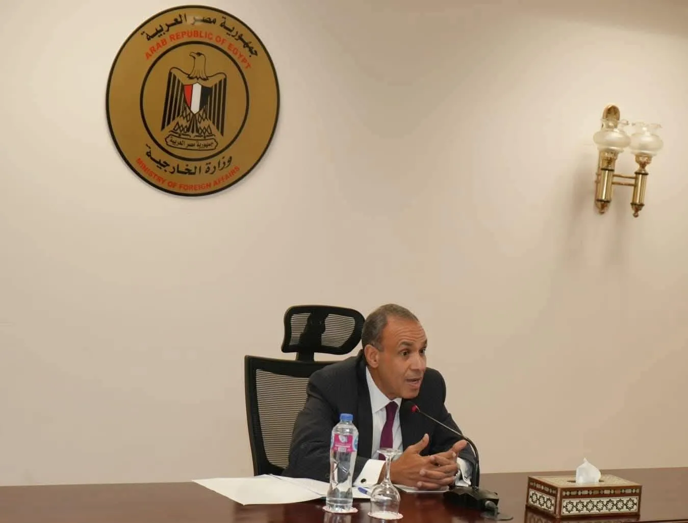 وزير الخارجية يحضر الاجتماع الوزاري للدول الأعضاء في منظمة التعاون الإسلامي وزير الخارجية يحضر الاجتماع الوزاري للدول الأعضاء في منظمة التعاون الإسلامي