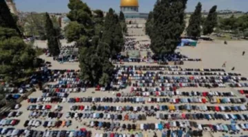 مصلو القدس الشرقية يفضلون الصلاة في المساجد المحلية بسبب التوترات الأمنية رغم فتح المسجد الأقصى