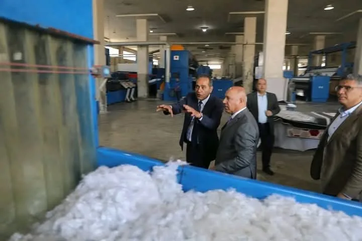 الفريق كامل الوزير يناقش مع محافظ الجيزة القضايا الصناعية الرئيسية والتحديات وطرق معالجتها الفريق كامل الوزير يناقش مع محافظ الجيزة القضايا الصناعية الرئيسية والتحديات وطرق معالجتها