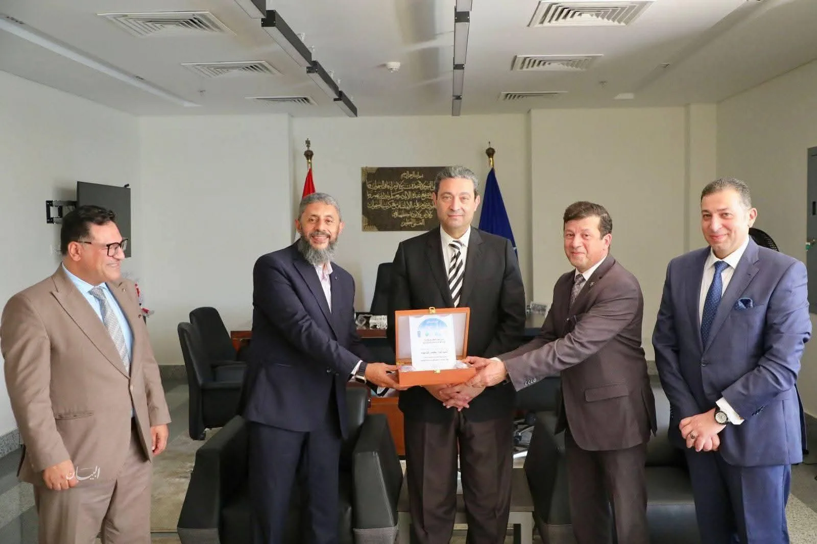 الشهابي يرصد تقدم العمل في مشروع تعزيز القدرة على التكيف مع تغير المناخ في دلتا النيل والساحل الشمالي. الشهابي يرصد تقدم العمل في مشروع تعزيز القدرة على التكيف مع تغير المناخ في دلتا النيل والساحل الشمالي.