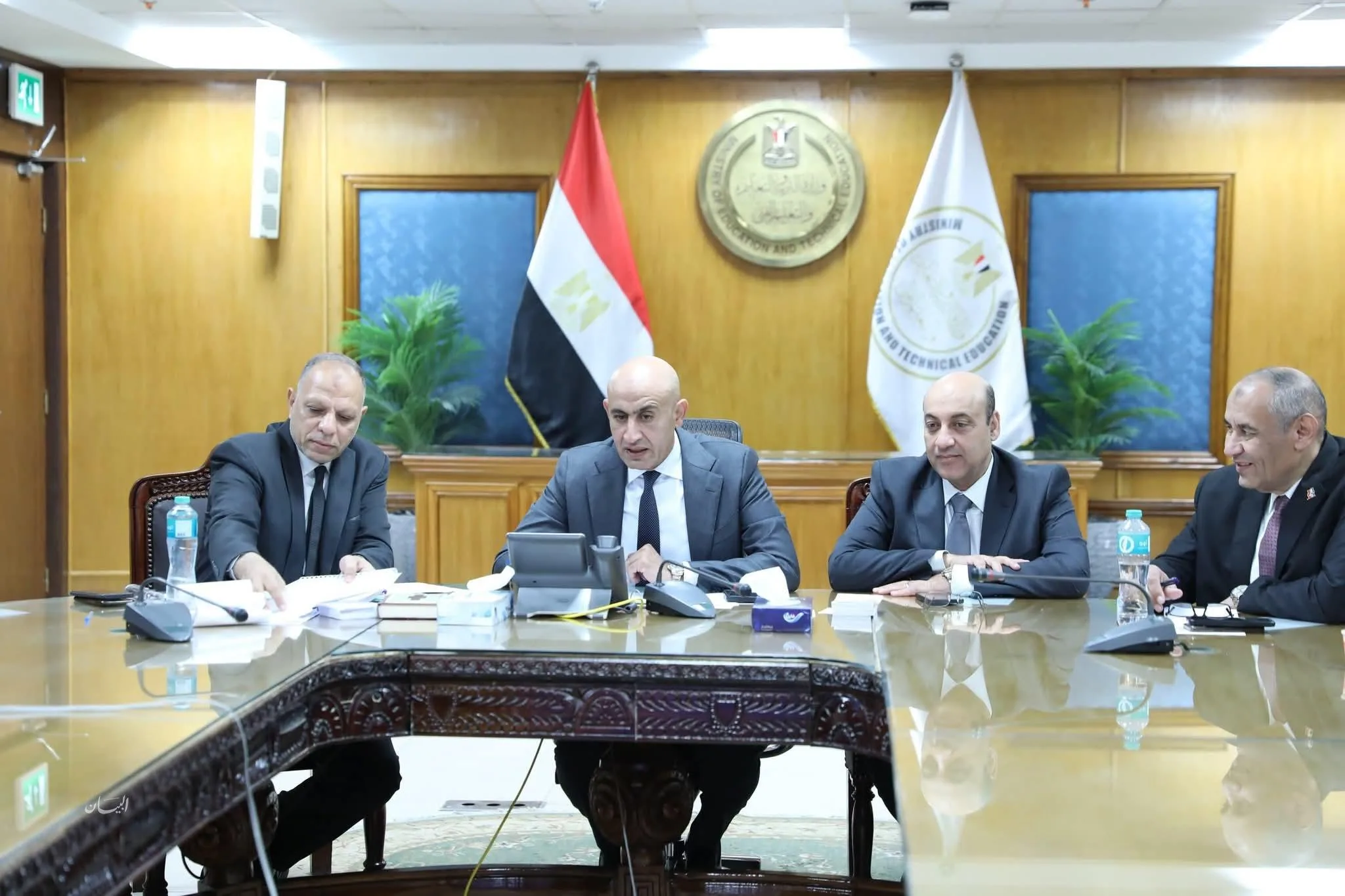 وزارة التربية والتعليم تعرض تقرير غرفة العمليات بشأن امتحانات الثانوية العامة وزارة التربية والتعليم تعرض تقرير غرفة العمليات بشأن امتحانات الثانوية العامة