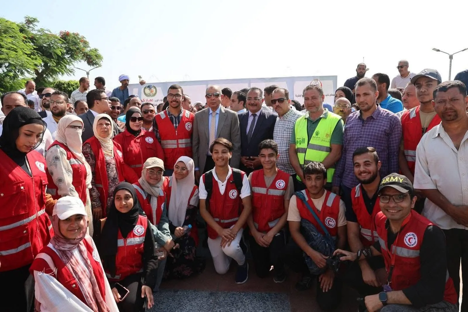 محافظ المنيا يشارك في احتفالات اليوم العالمي للتبرع بالدم