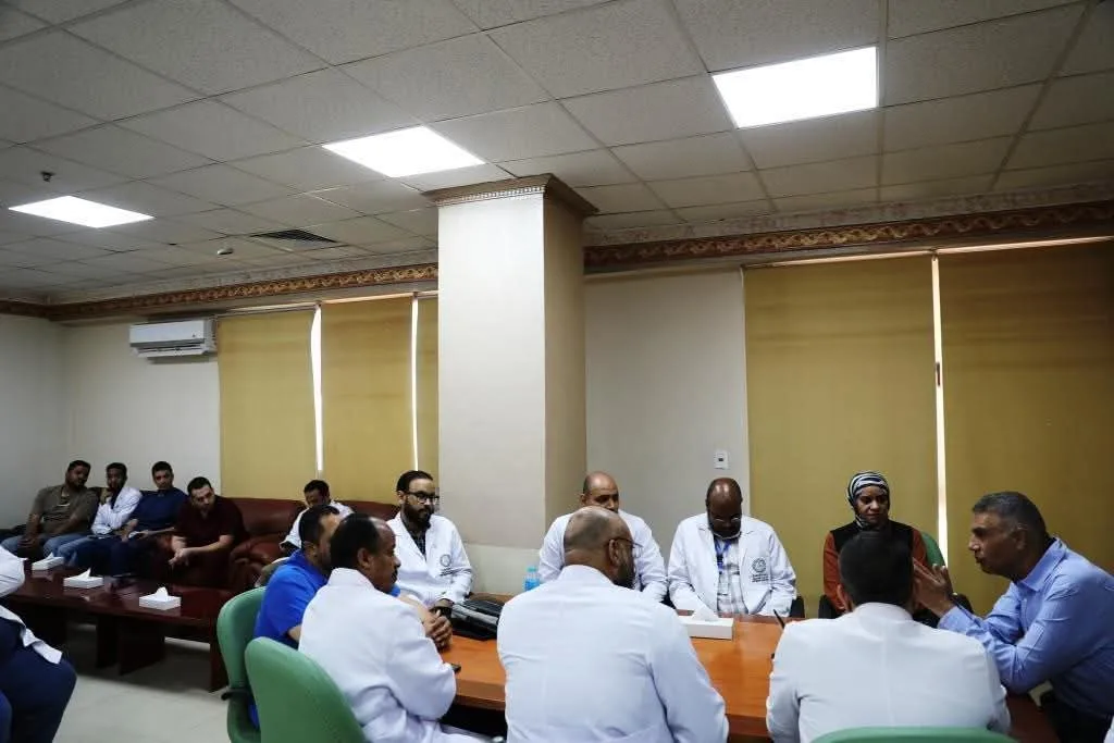 إسماعيل كمال يزور مستشفى أسوان التخصصي العام في الصداقة الجديدة